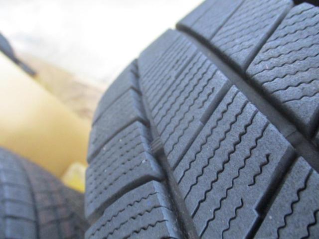 BRIDGESTONE ECOFORME SE-20 + BRIDGESTONE BLIZZAK VRX3