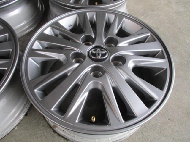 TOYOTA エスクァイア 純正