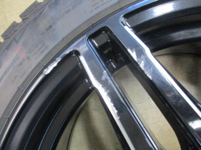 HOTSTUFF Laffite LW-04 + PIRELLI ICE ZERO ASIMMETRICO