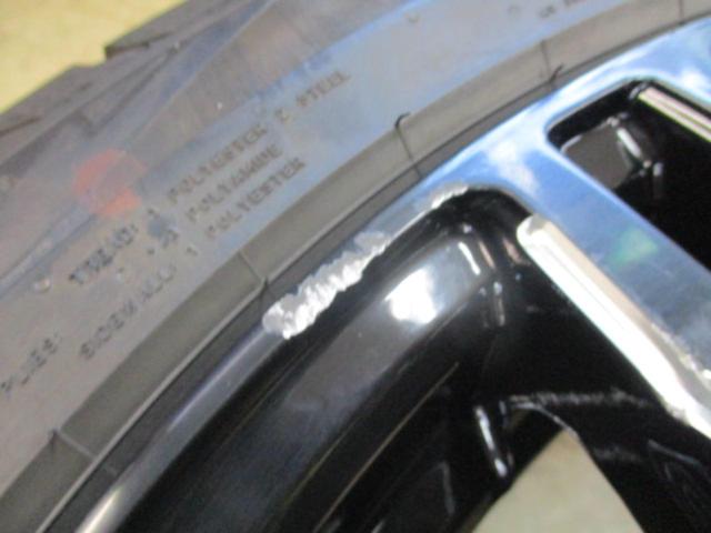 HOTSTUFF Laffite LW-04 + PIRELLI ICE ZERO ASIMMETRICO
