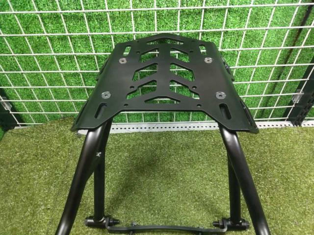 DAYTONA Multi-Wing Rear Carrier
Removed from a CB1000F (2014 model).