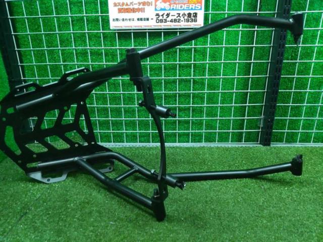 DAYTONA Multi-Wing Rear Carrier
Removed from a CB1000F (2014 model).