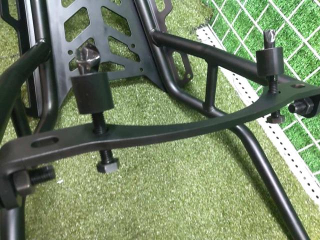 DAYTONA Multi-Wing Rear Carrier
Removed from a CB1000F (2014 model).