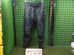 Leather pants from an unknown manufacturer
Size L