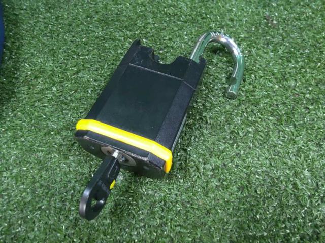 【MUL-T-LOCK】E8-H マルティロック南京錠 チェーンロック