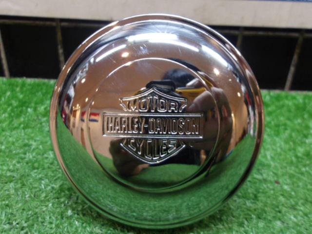【HarleyDavidson】純正フューエルキャップ ソフテイルFXBRブレイクアウト(’23)外し