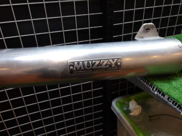 【MUZZY(マジー)】4-2-1フルエキマフラー GPZ900R A7外し