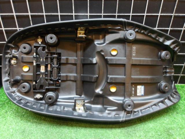 Kawasaki genuine seat
Remove Z900RS ('18)