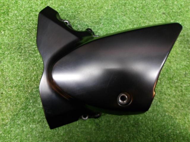 KAWASAKI Genuine Sprocket Cover
Remove Z900RS ('18)