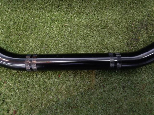 【メーカー不明】 Φ22.2 汎用 アルミ ハンドルバー ブラック ハンドル幅:700mm