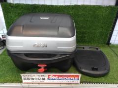 【GIVI】 B32L BOLD 未塗装ブラック