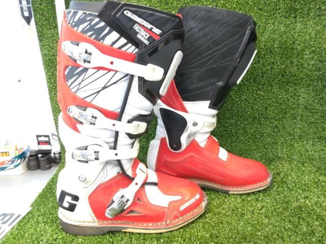 GAERNE
Gaerne
FASTBACK (Fastback)
Terrain Boots
Size: 26.5cm