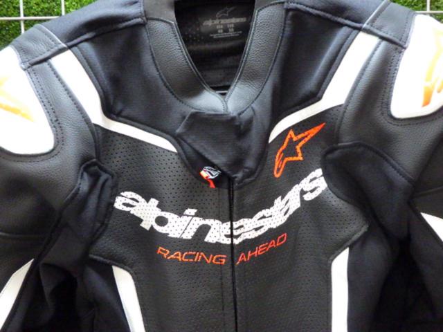AlpinestarsGP
FORCE
V2
Air jacket
Size EUR50/USA40