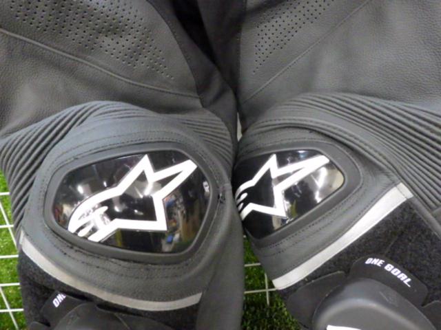 AlpinestarsTRACK
V2
Leather pants
Size EUR50/USA34