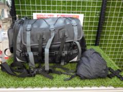 [MOTO
FIZZ
MFK-102
Camping seat bag 2
Capacity 59-75L