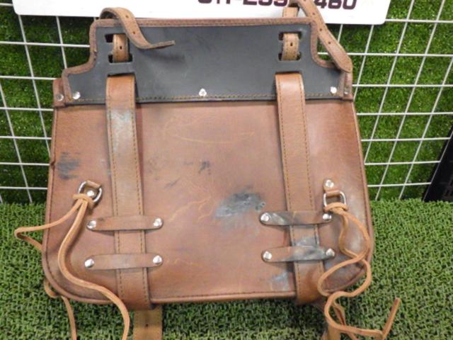 Degner SB-102
Leather saddle bag
8.5 L