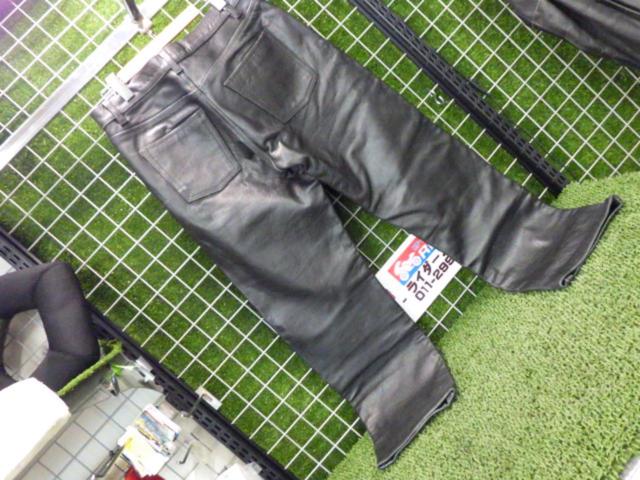 【GENUINE LEATHER】 レザーパンツ サイズ34