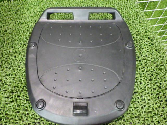 worldwalk 汎用リアボックス  30L