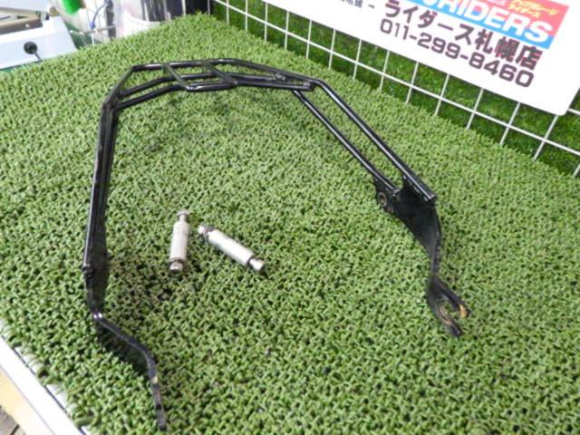 worldwalk リアキャリアステー W400 外し