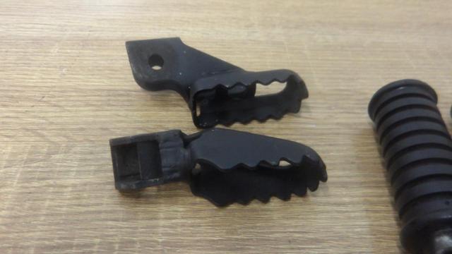 純正ステップSET TW225