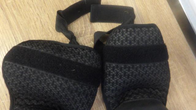 アルパインスター エルボーガード 品番不明 サイズ不明