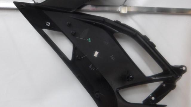 カワサキ NINJA ニンジャ 650 純正 サイドカウル 右