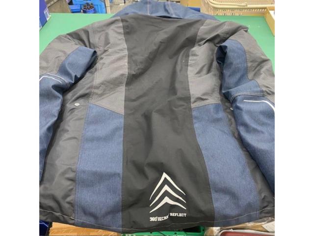 11 workman
WM3639
AEGIS360°
Reflect breathable waterproof cold jacket