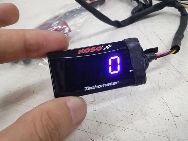 KOSO(コーソー) デジタルタコメーター 【12V汎用】
