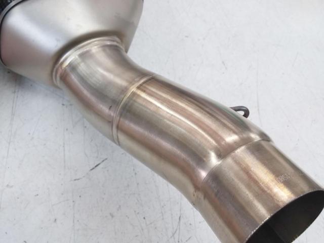 AKRAPOVIC(アクラポビッチ) カーボンスリップオンライン 【ZX-6R(’09～24)｜ZX-6R(636/’13～20)】