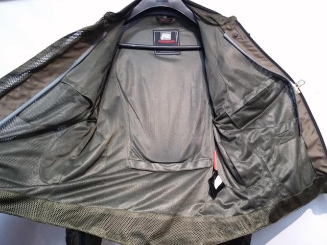 KOMINE (Komine)
Riding mesh jacket
Legend
XL size Olive