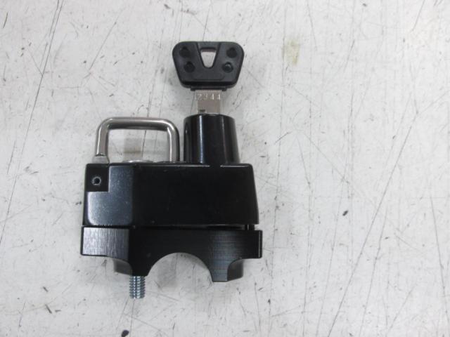 KITACO (Kitako)
Helmet holder
Hunter Cub CT125 (JA65/55) | Monkey 125 (JB02/03/05) | Dax 125 (JB04/06) | Grom (JC61/92)