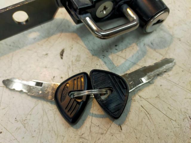 KIJIMA (Kijima)
Helmet lock
YZF-R25/R3(’~19)｜MT-25/03(~’19)