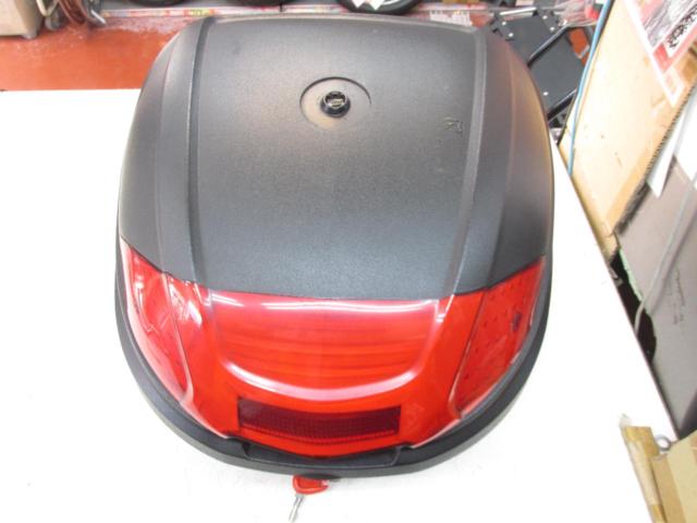GIVI(ジビ) E300N2モノロックケース(ベース付/波板欠品) 【容量約30L】