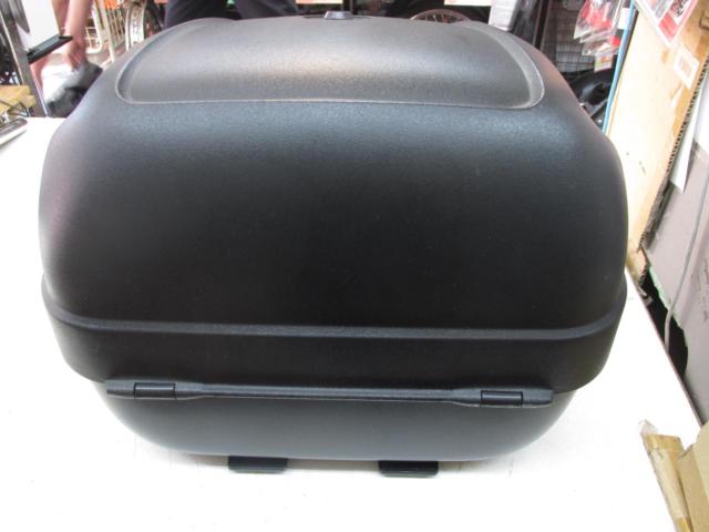 GIVI(ジビ) E300N2モノロックケース(ベース付/波板欠品) 【容量約30L】