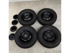 【中古W/中古T】 weds Neo Carrow + DUNLOP WINTERMAXX SV01
