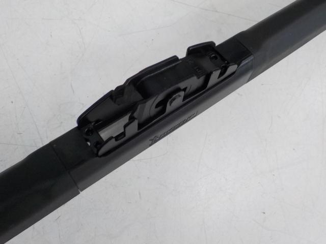 MICHELIN HYDROEDGE プレミアムオールシーズンワイパー 16(40cm)
