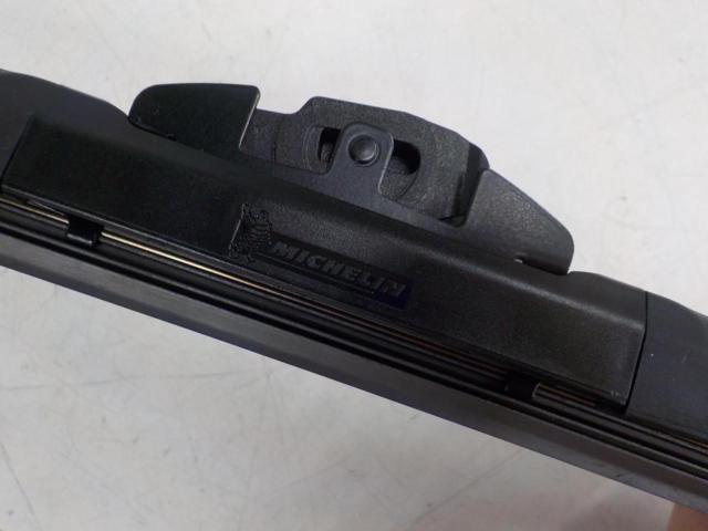 MICHELIN HYDROEDGE プレミアムオールシーズンワイパー 16(40cm)