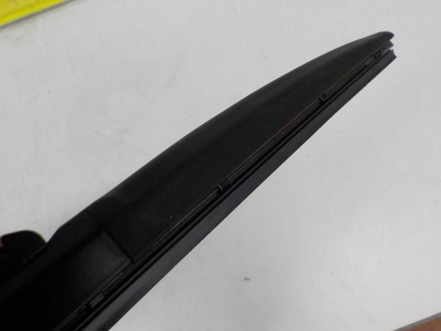 MICHELIN HYDROEDGE プレミアムオールシーズンワイパー 16(40cm)