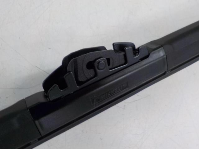 MICHELIN HYDROEDGE プレミアムオールシーズンワイパー 26(65cm)