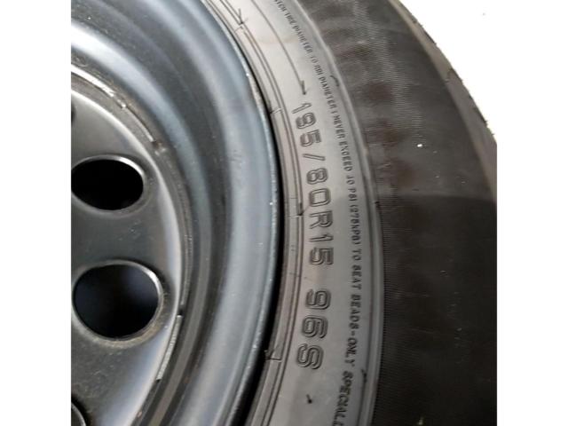 スズキ純正 ジムニーシエラ 純正スチールホイール(ホイールカバー付き) + DUNLOP GRANDTREK AT20 1本のみ