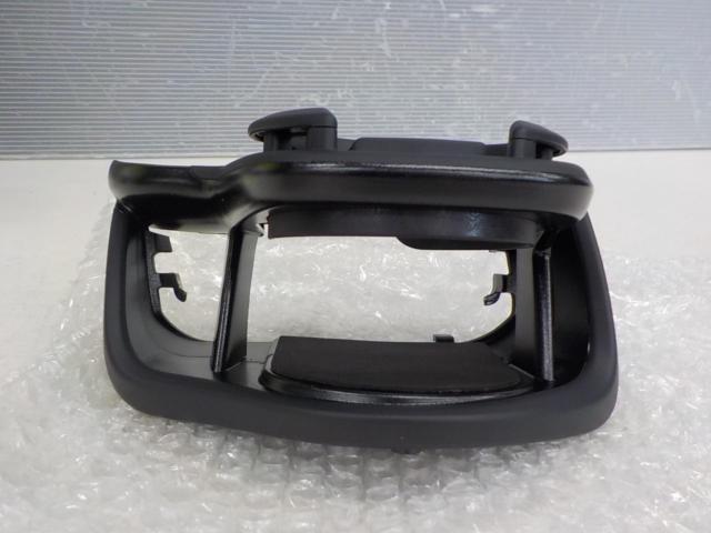 槌屋ヤック SY-P16 エアコンドリンクホルダー/運転席用 【プリウス 60系専用】