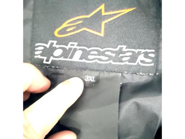 Alpinestars
FENDING
AIR
Jacket
Size: 3XL