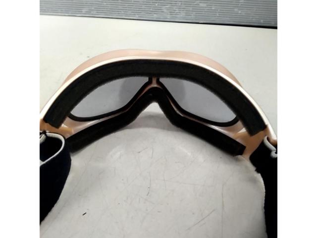 SPOON
Goggles