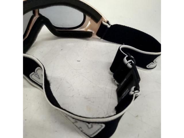 SPOON
Goggles