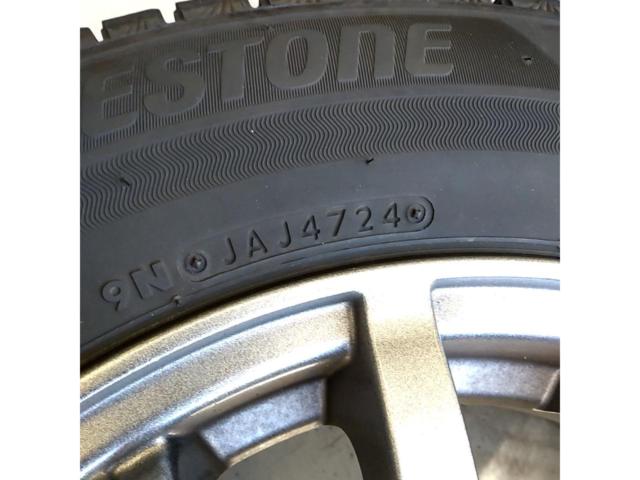 【中古W/中古T】 AUTOBACS SEVEN LEBEN DS5 + BRIDGESTONE BLIZZAK VRX3 4本セット