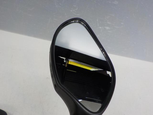 Unknown Manufacturer
Mirror left right set
General purpose/M10 reverse thread