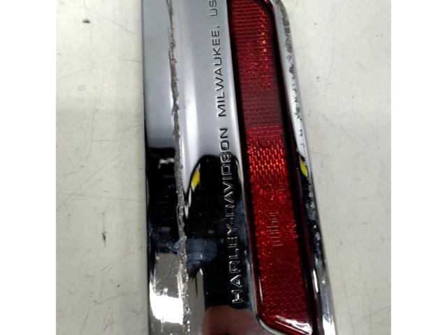 HARLEY 純正サドルバッグラッチカバー左右セット 【FLHTCU/エレクトラグライドウルトラクラッシック/2014年外し】