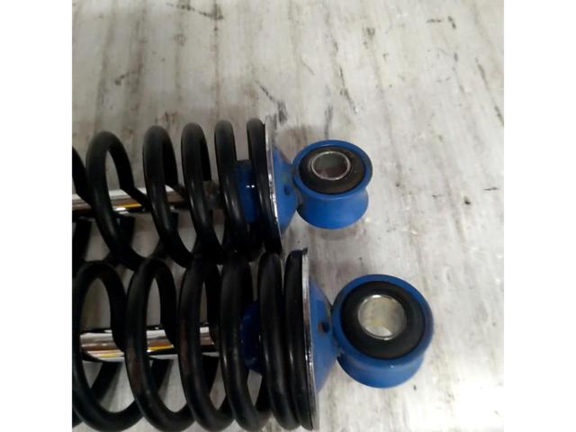 3KYB リアショック