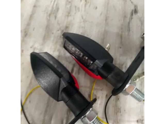 メーカー不明 LEDウインカー