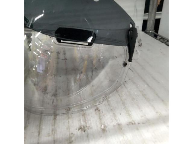 Arai
Professional shade system